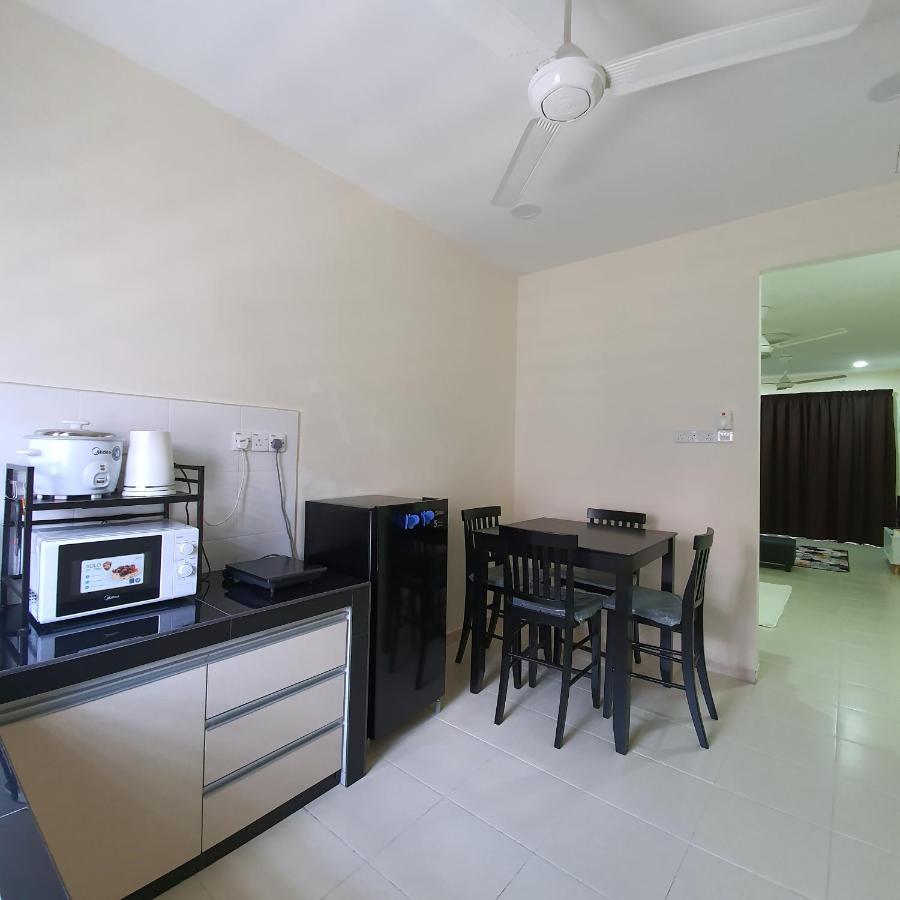 Homestay By Naf Kuantan Exterior photo