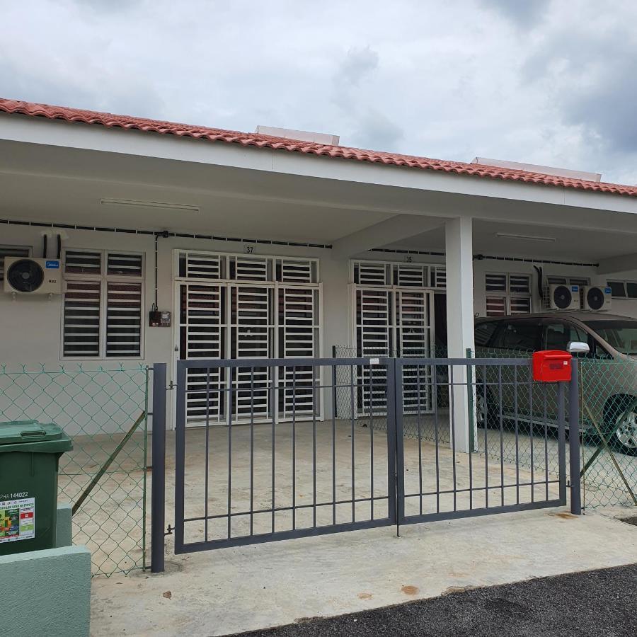 Homestay By Naf Kuantan Exterior photo