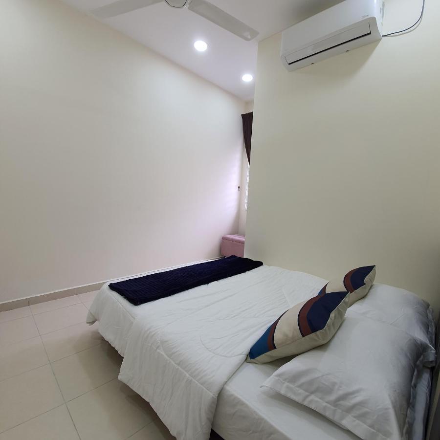 Homestay By Naf Kuantan Exterior photo